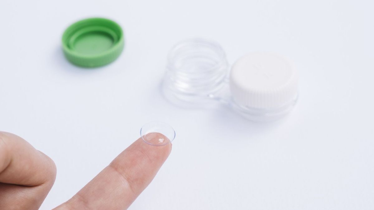 Contact Lenses