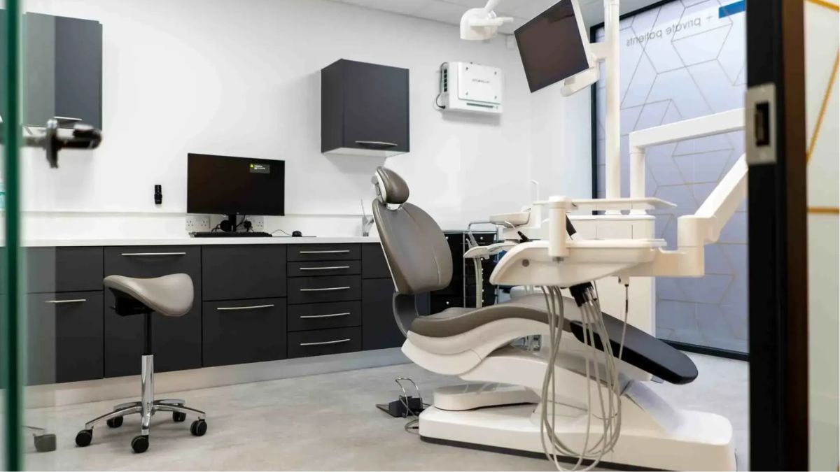 How to Create a High-Tech Squat Dental Practice in Less Space