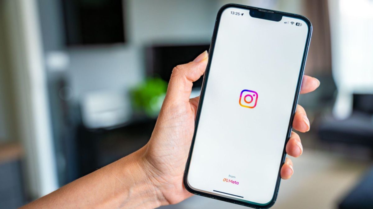 Messages on Instagram